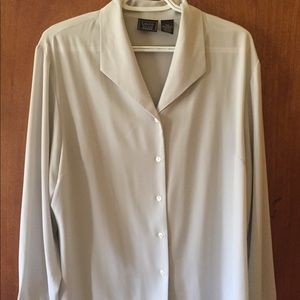 Women’s Button down Blouse